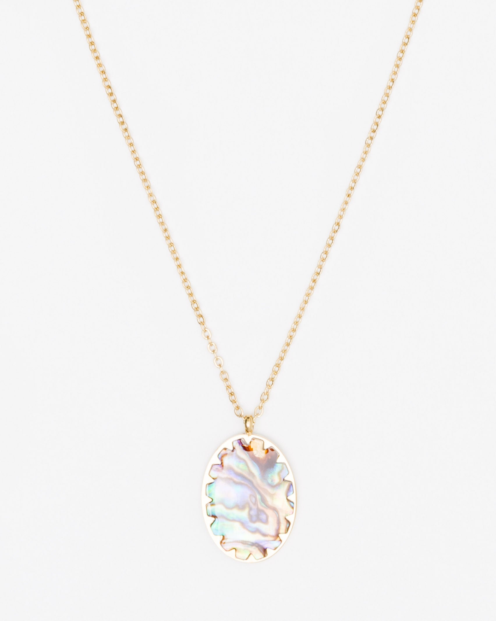 Feine Kette mit ovalem Perlmutt Anhänger - Broke + Schön