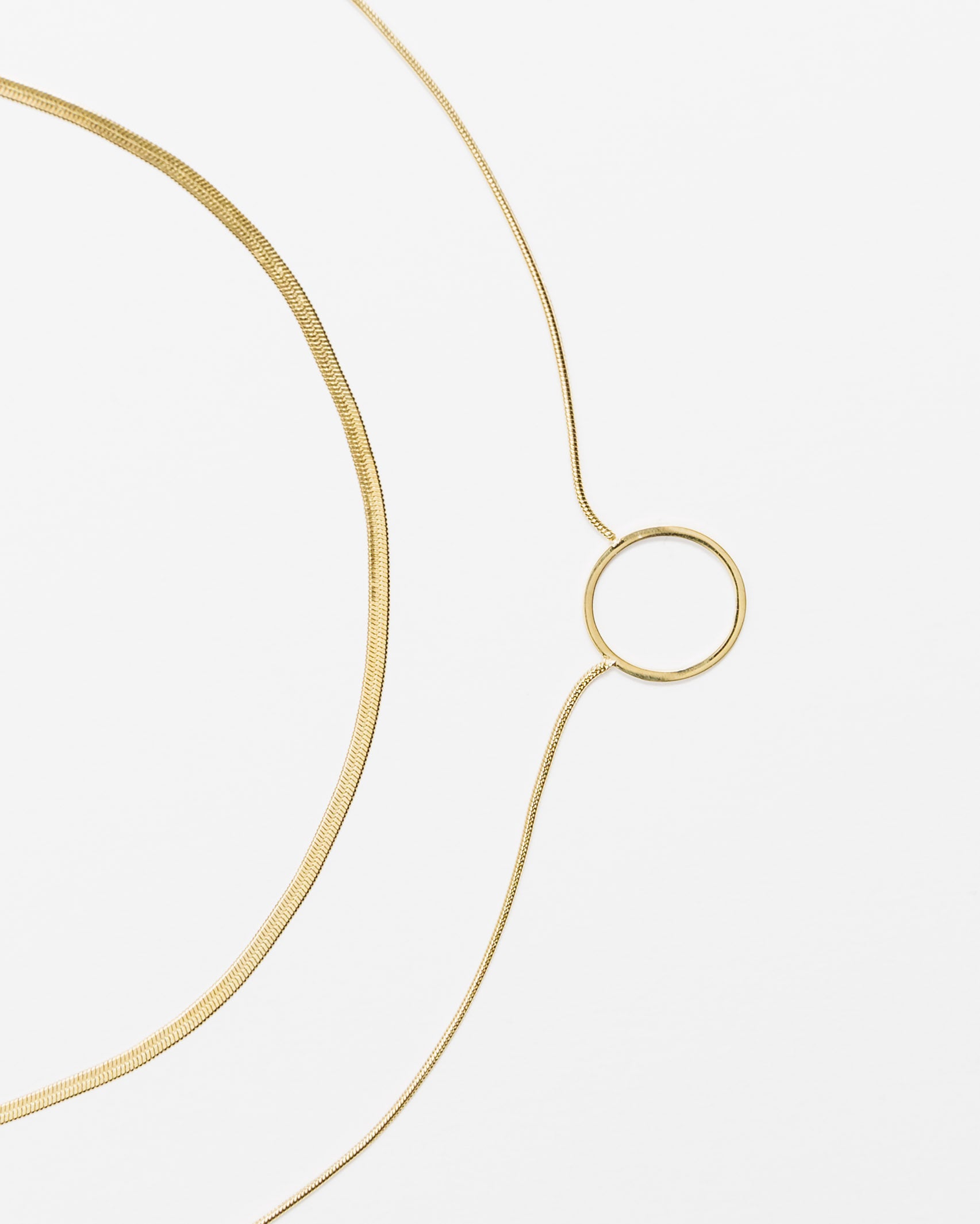 Doppelreihige Kette mit rundem Anhänger - Broke + Schön