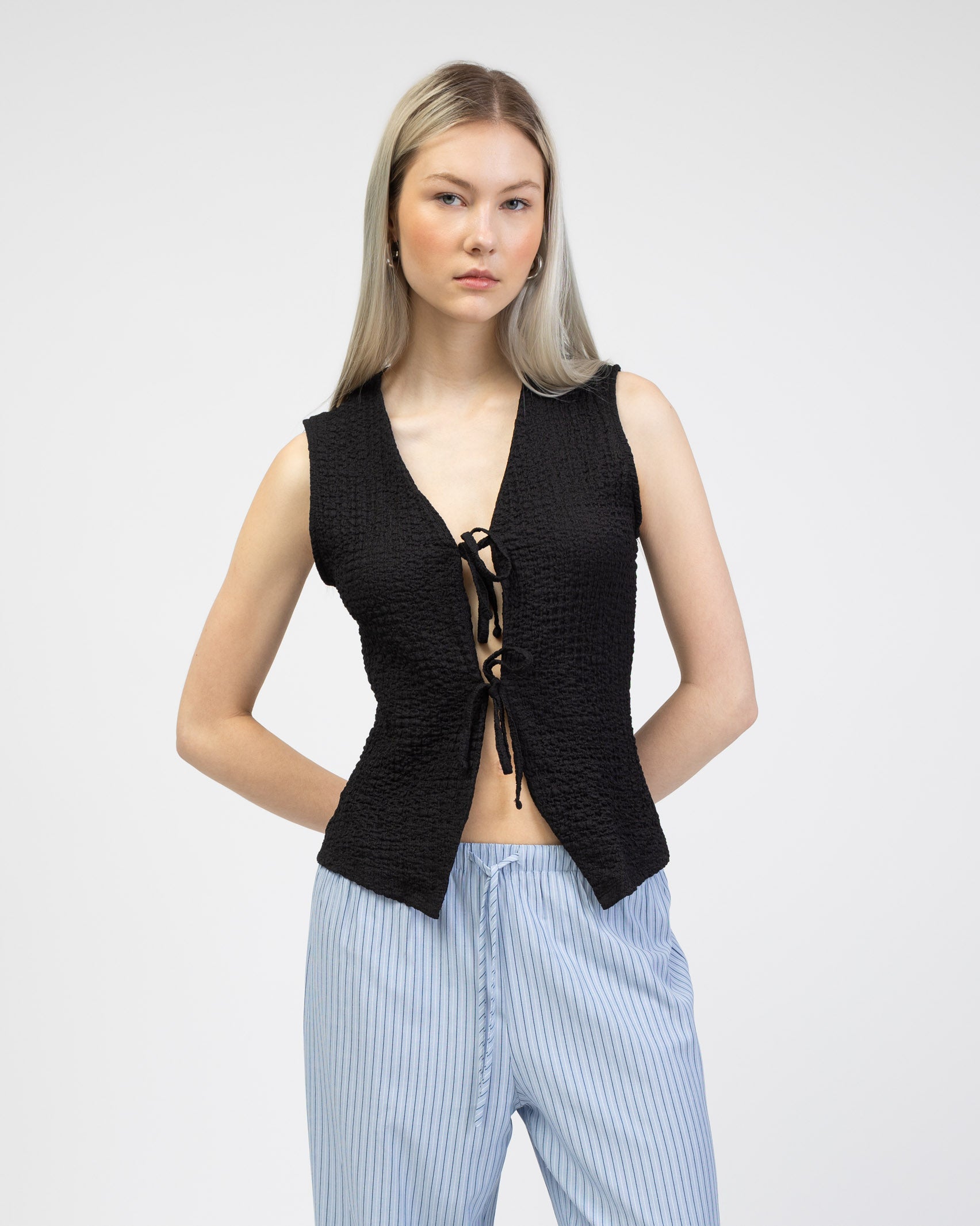 Top mit Bindebändern