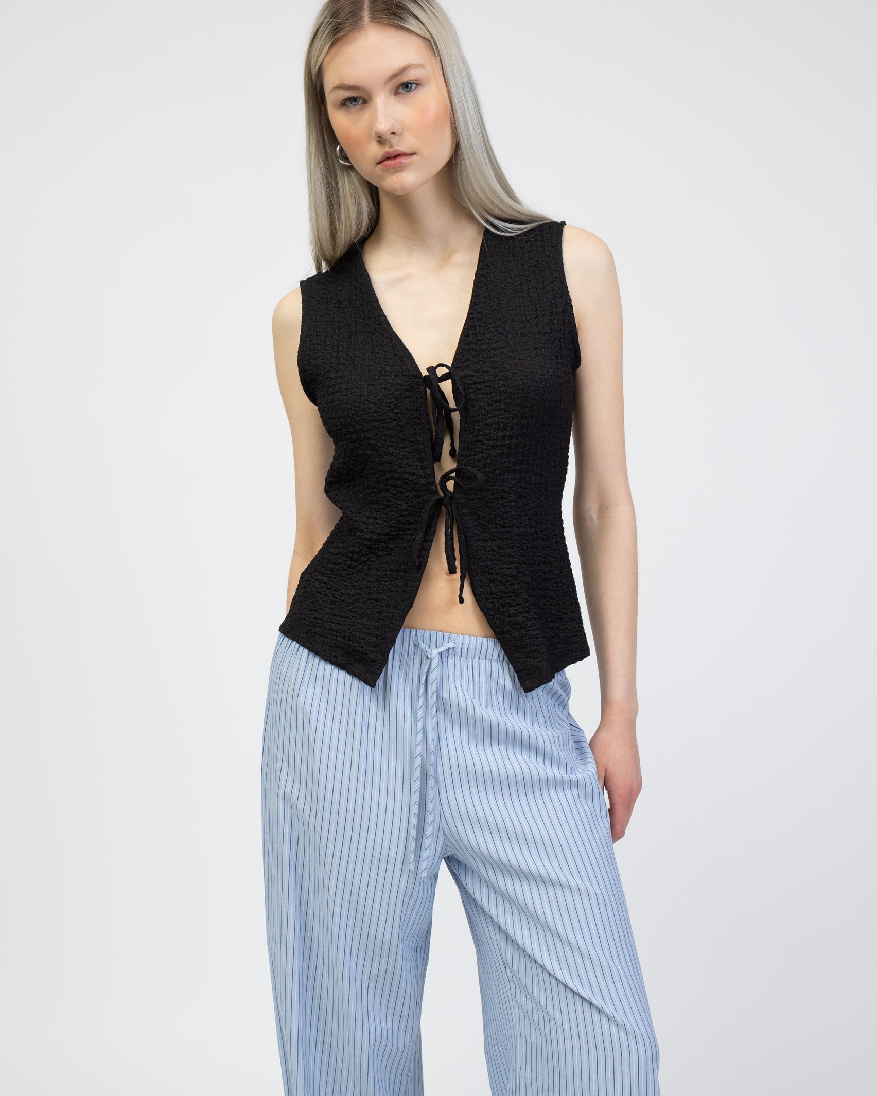 Top mit Bindebändern