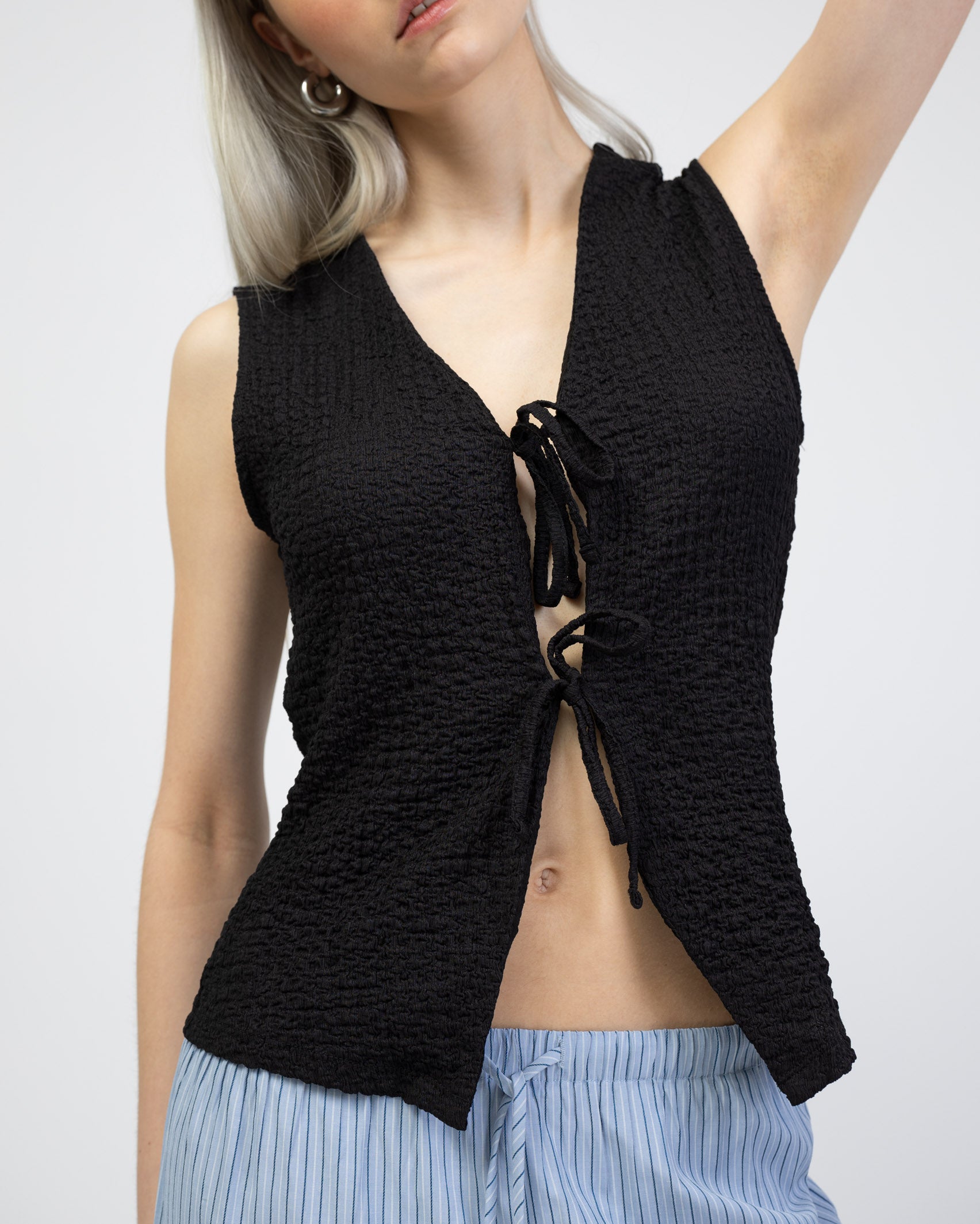 Top mit Bindebändern