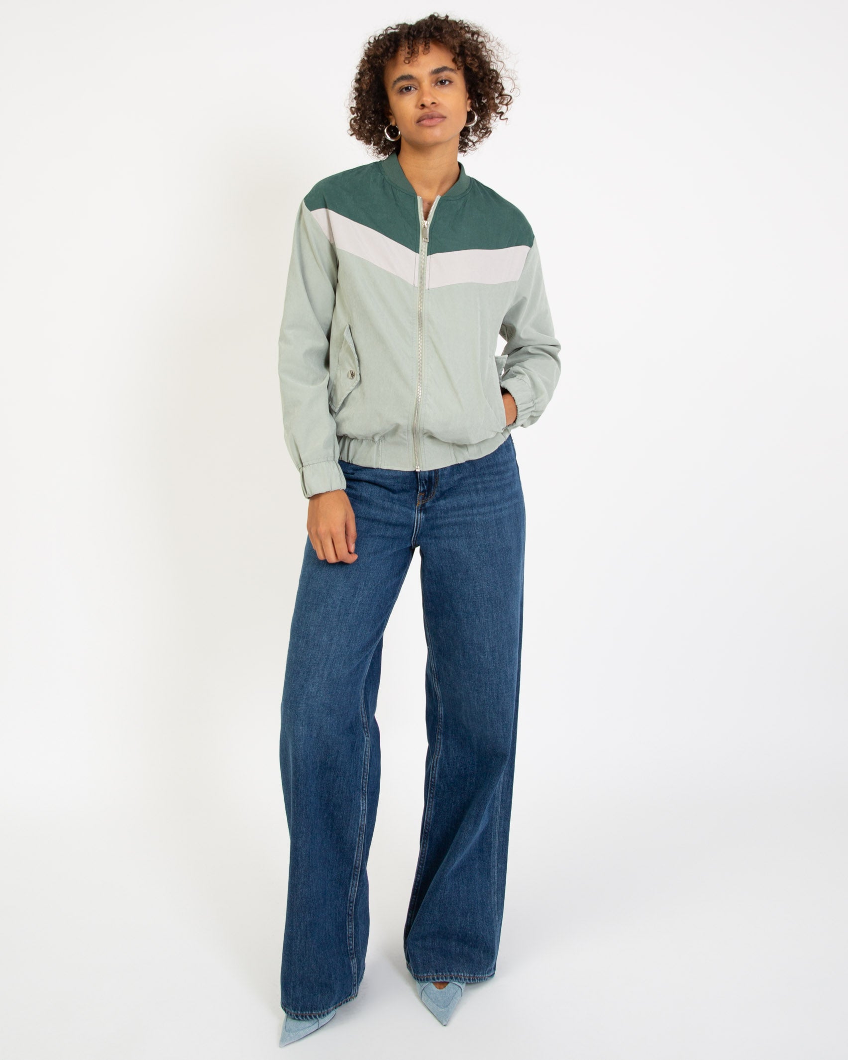 Sportliche, dreifarbige Jacke - Broke + Schön