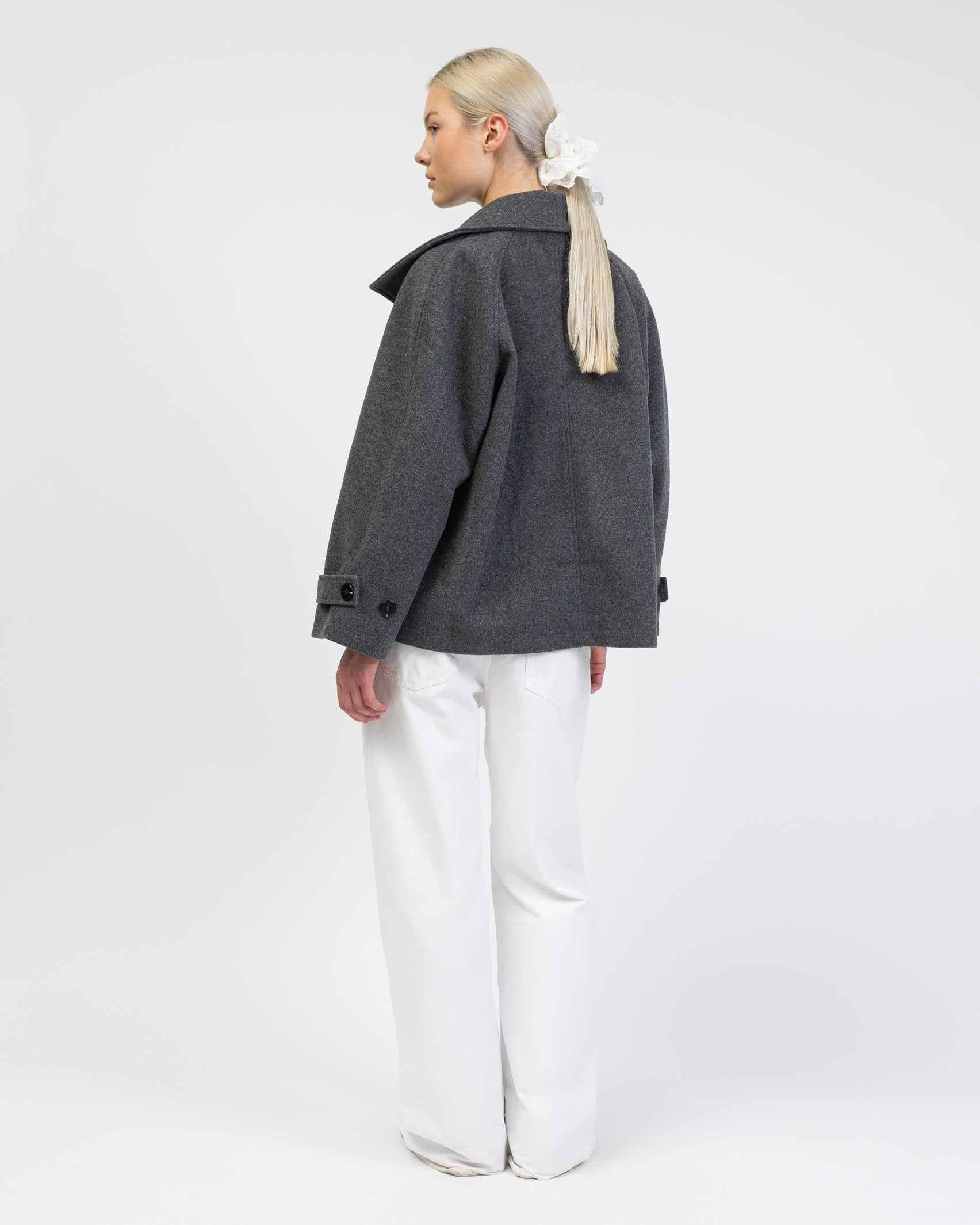 Mantel mit hohem Kragen