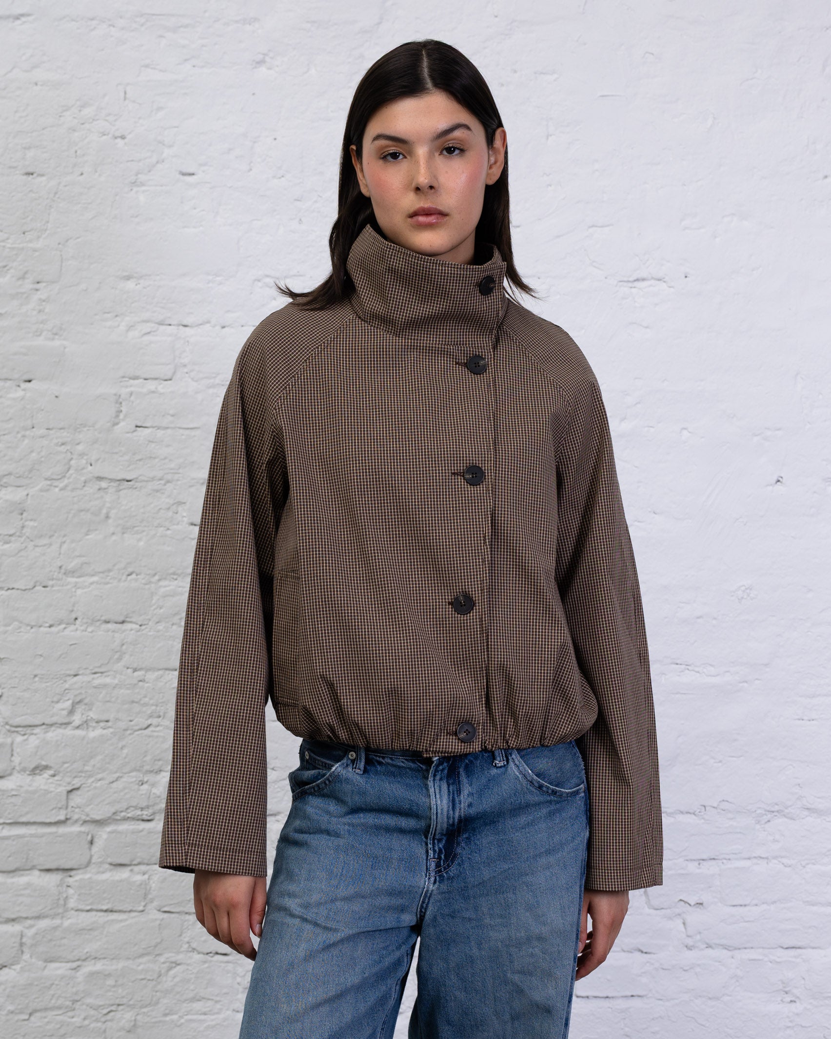 Jacke mit asymmetrischer Knopfleiste