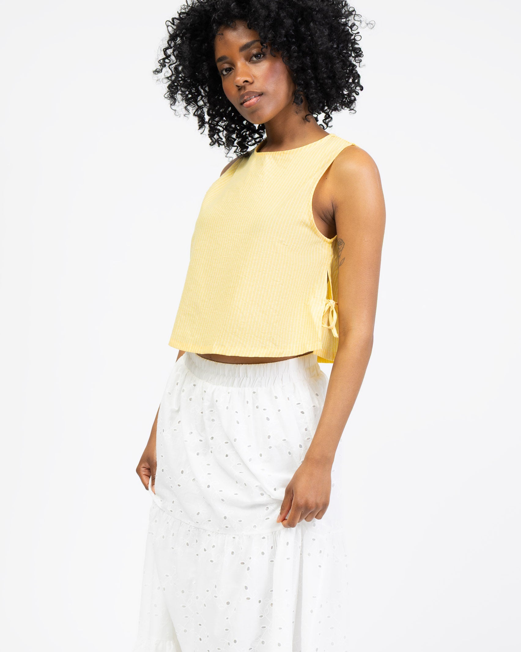 Baumwoll Top mit feinen Streifen