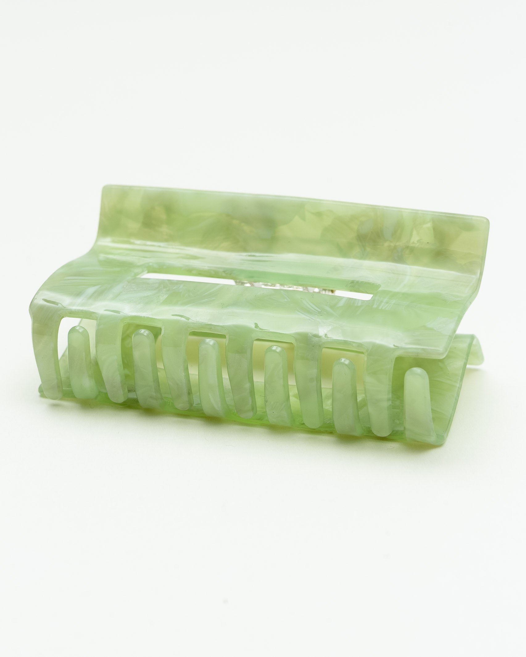 Mittelgroßer, eckiger Haarclip mit marmoriertem Design - Broke + Schön