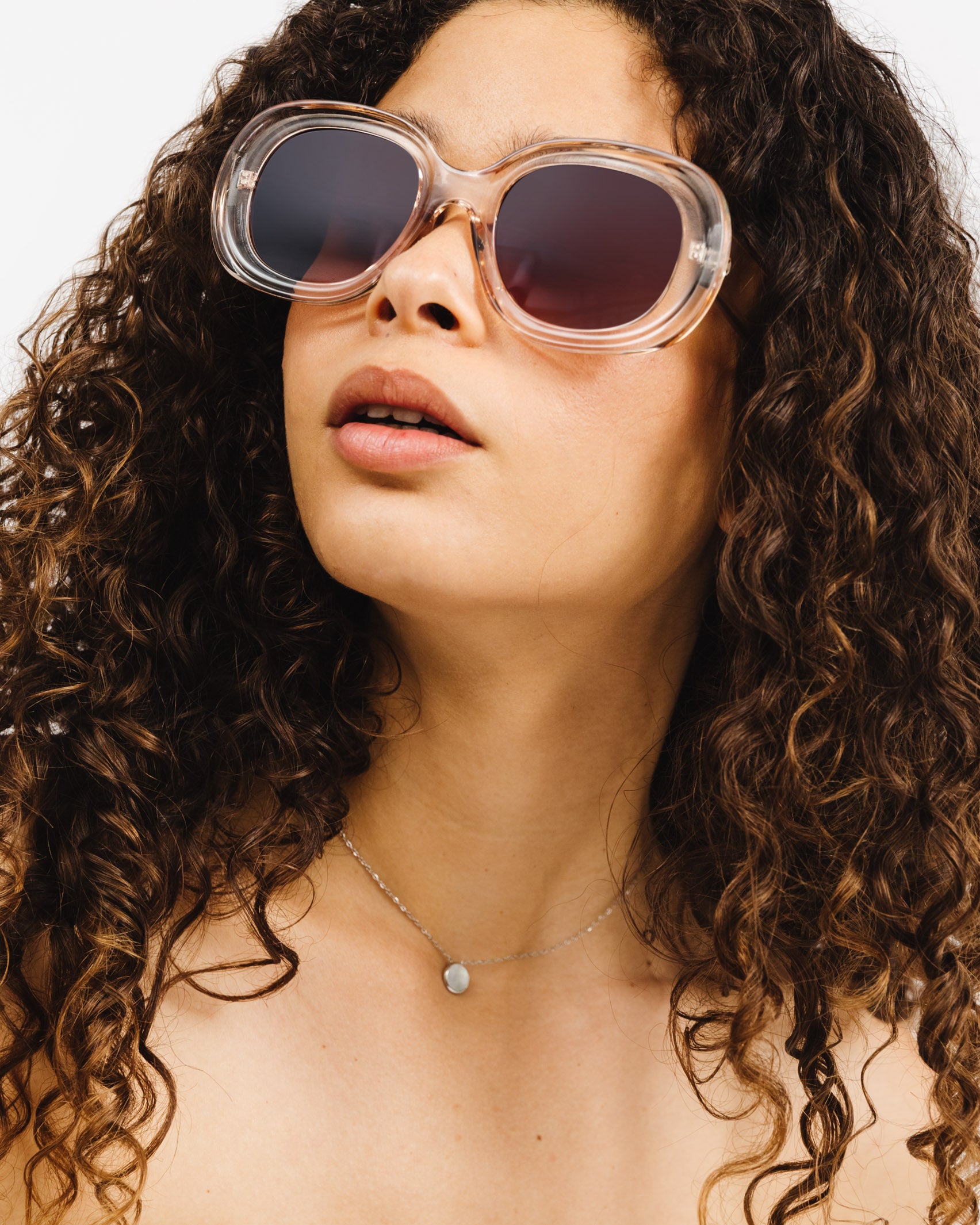 Große, ovale Sonnenbrille - Broke + Schön