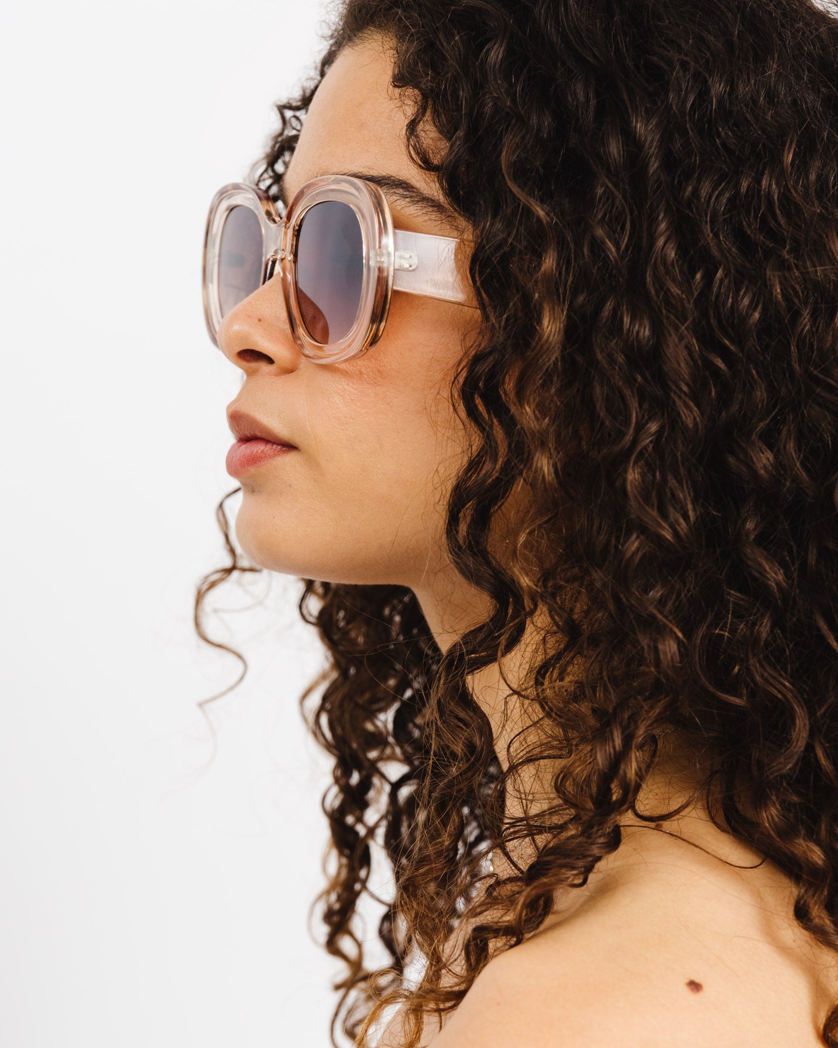 Große, ovale Sonnenbrille - Broke + Schön