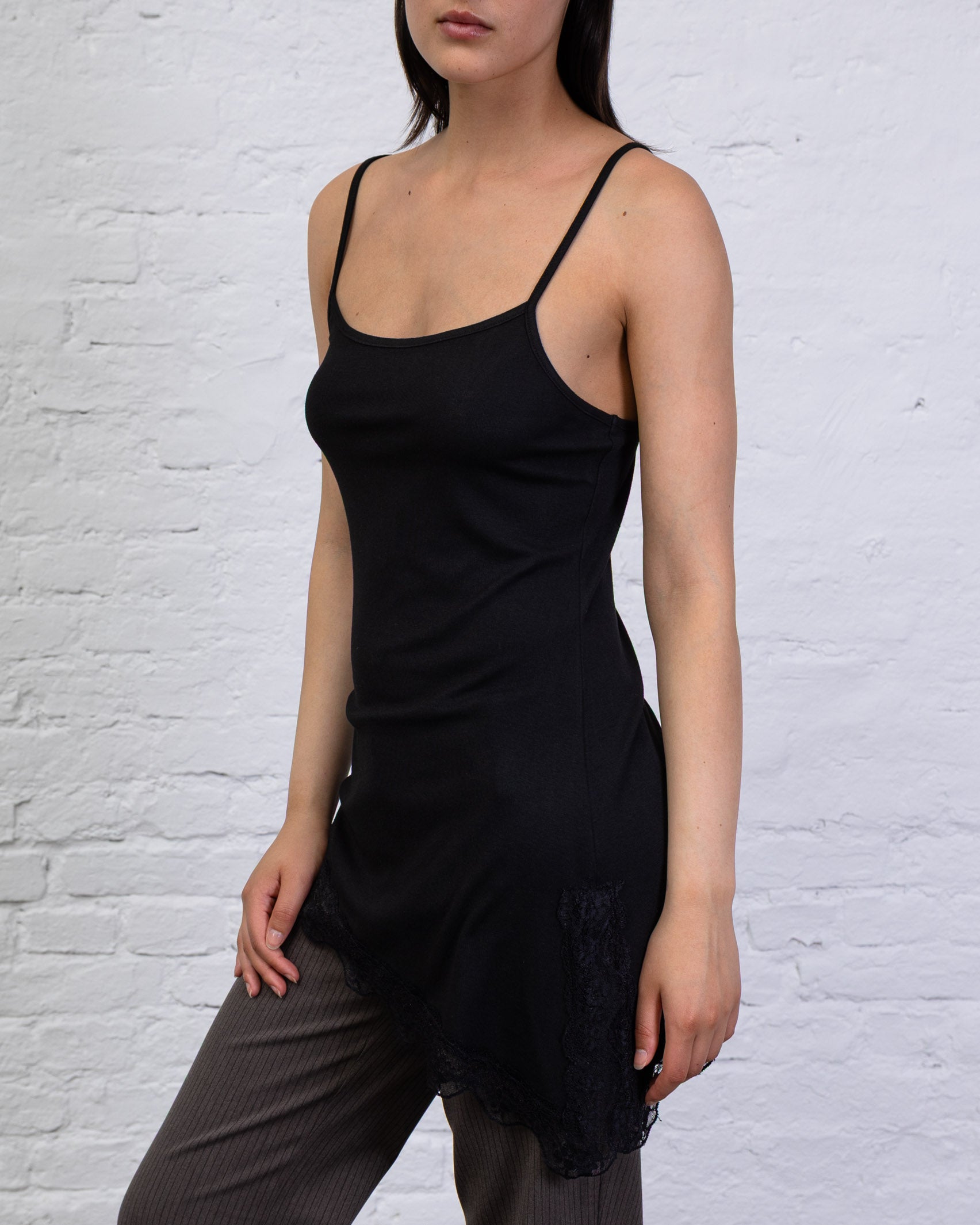 Asymmetrisches Top mit Spitze