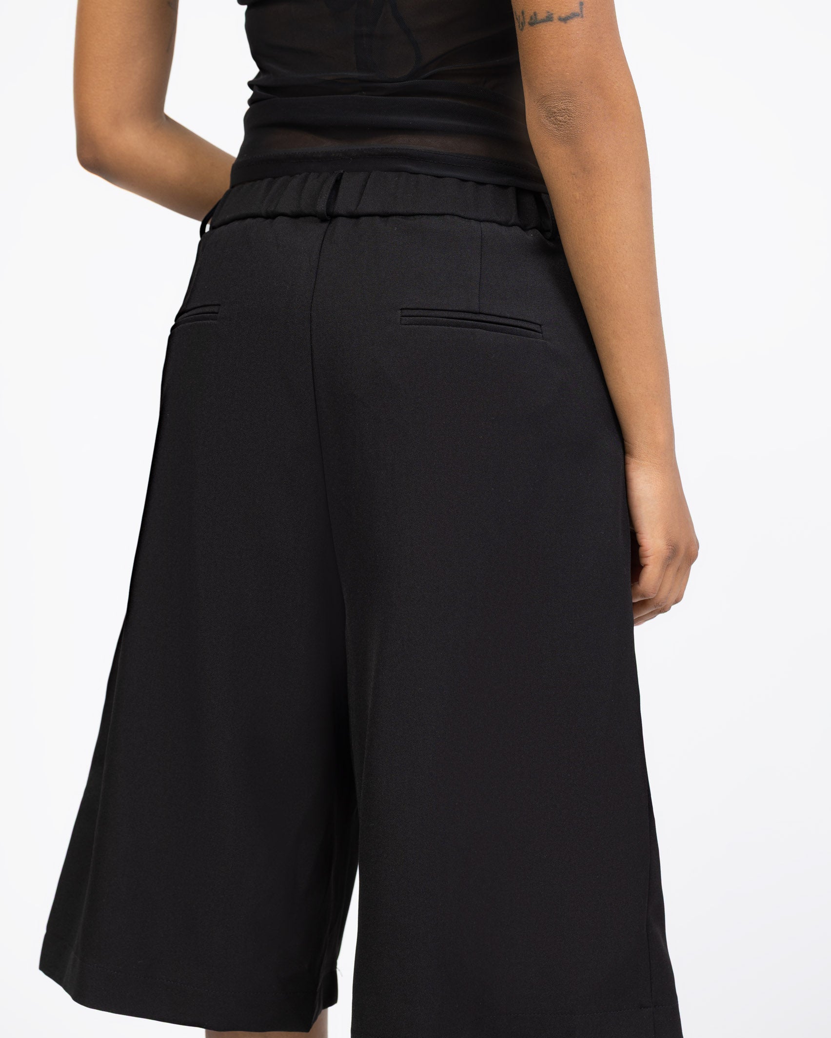 Klassische Shorts im Anzug Stil