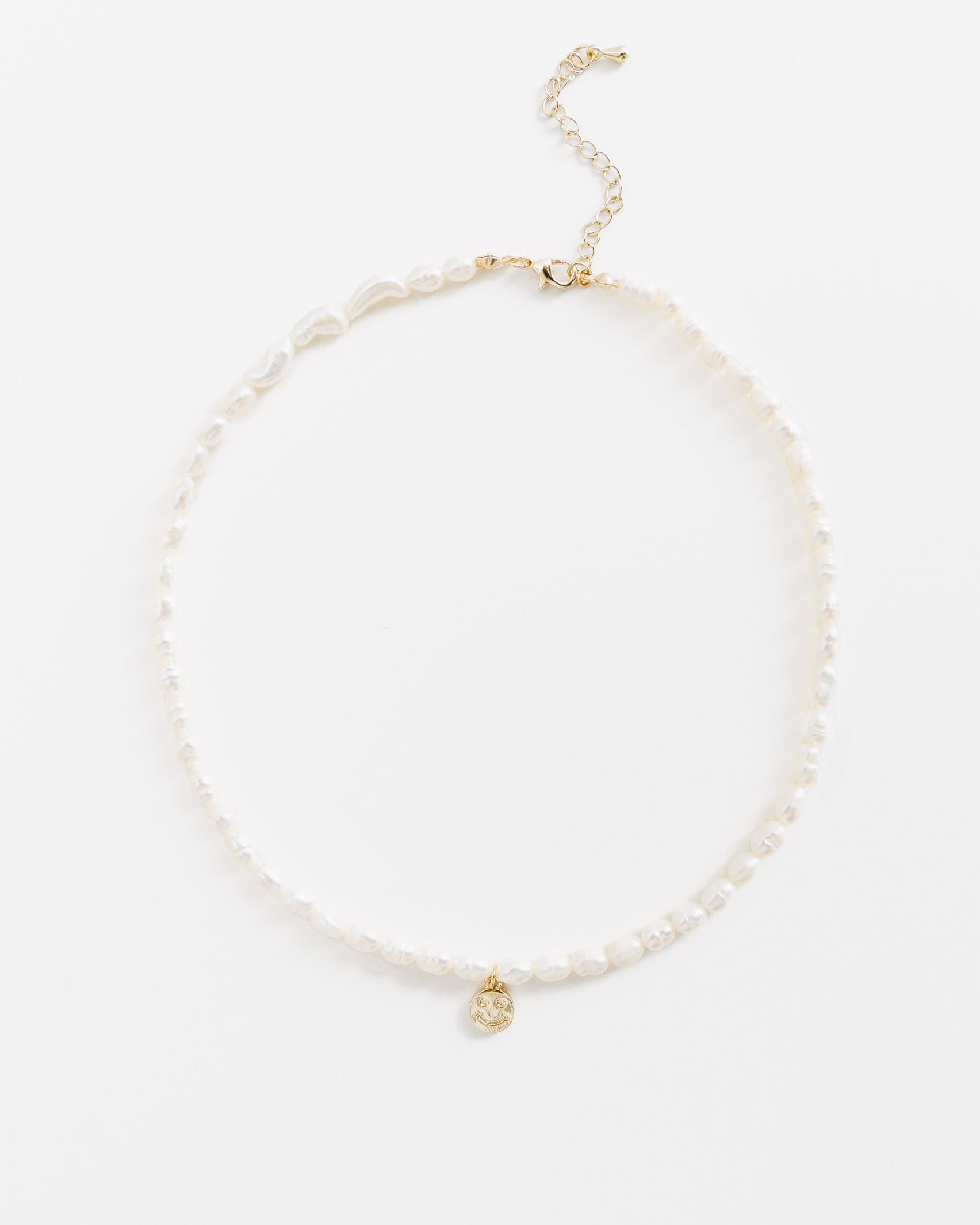 Perlenkette mit lachendem Gesicht - Broke + Schön