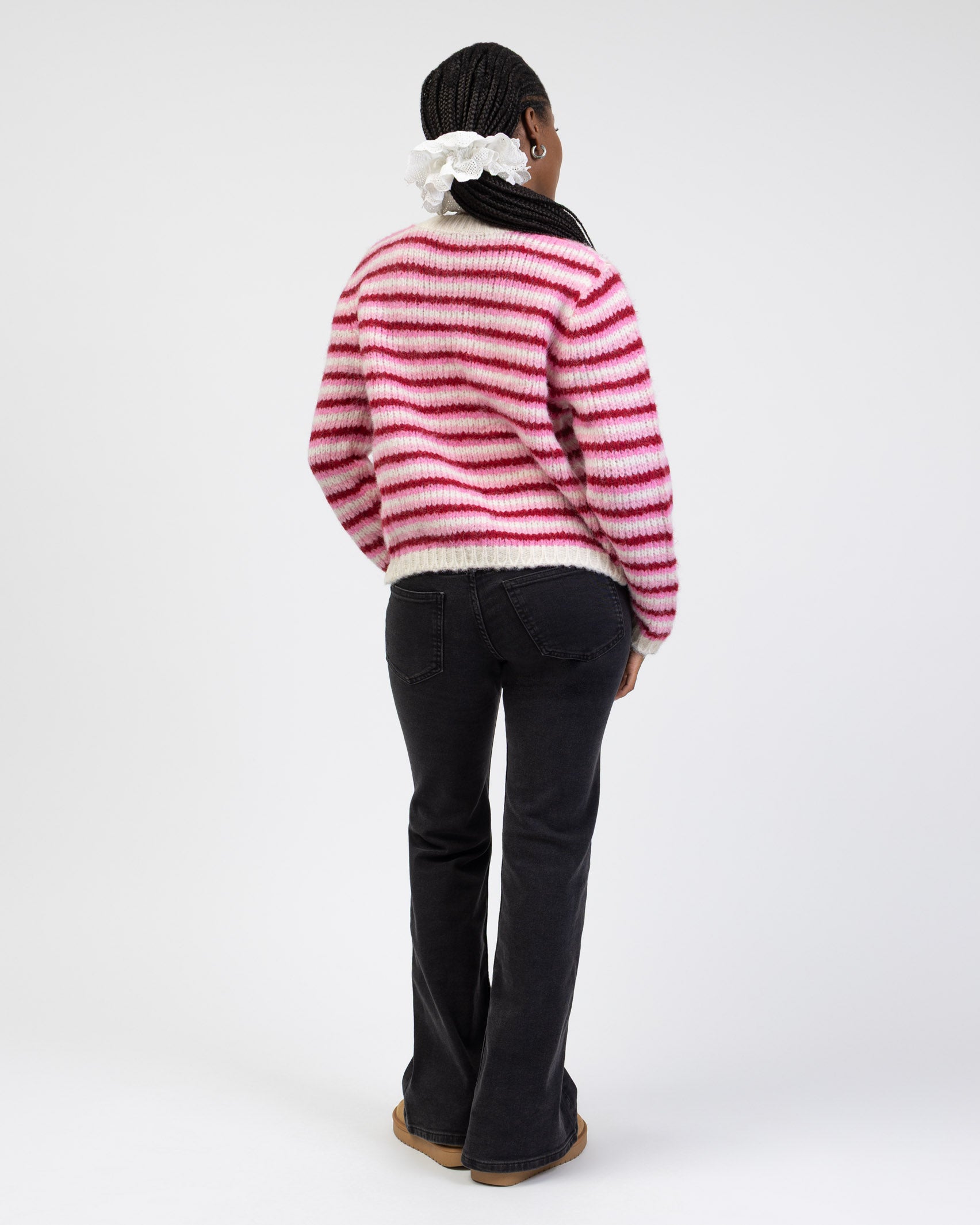 Strickjacke mit mehrfarbigen Streifen