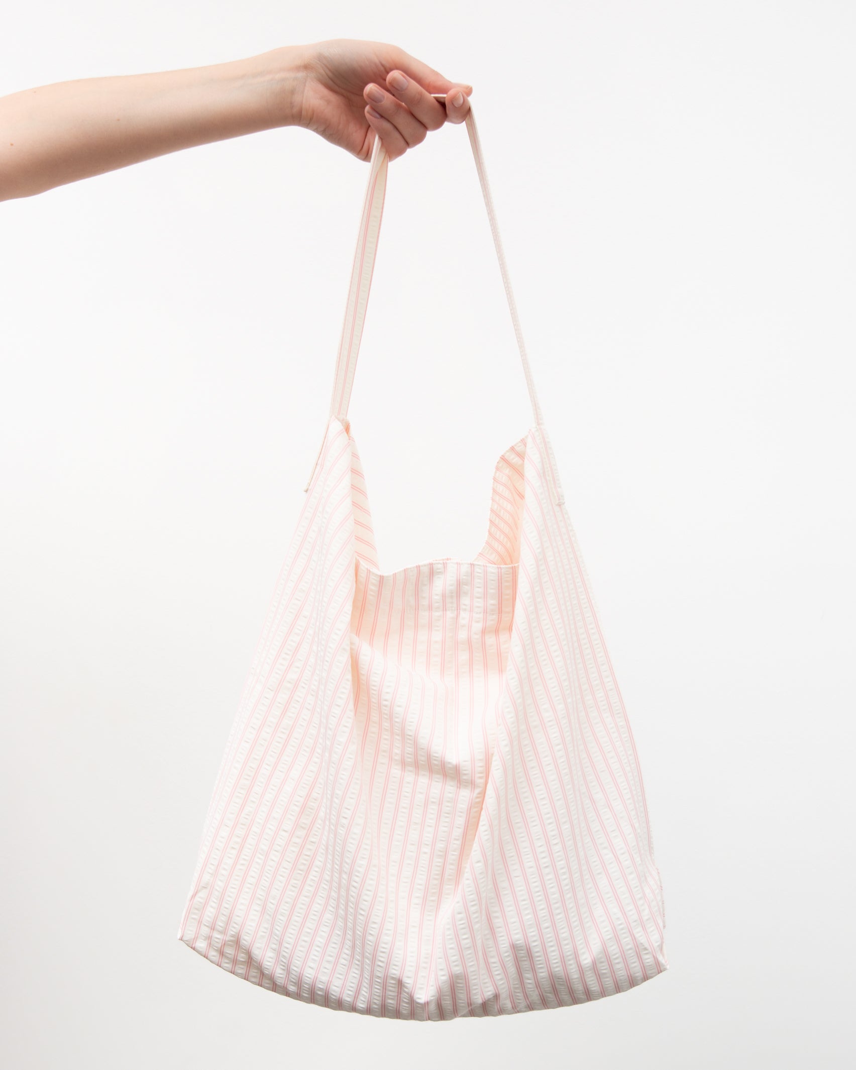 Gestreifte Stofftasche