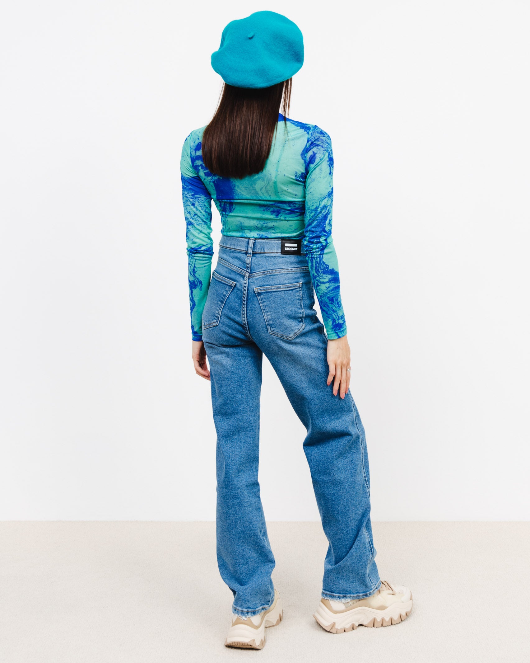 High Waist Straight Leg Jeans - Broke + Schön
