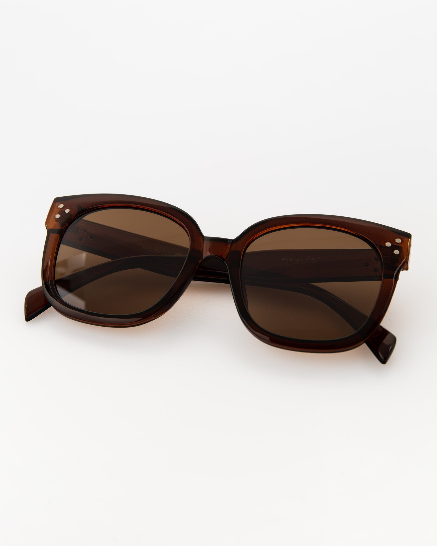 Große, runde Sonnenbrille - Broke + Schön