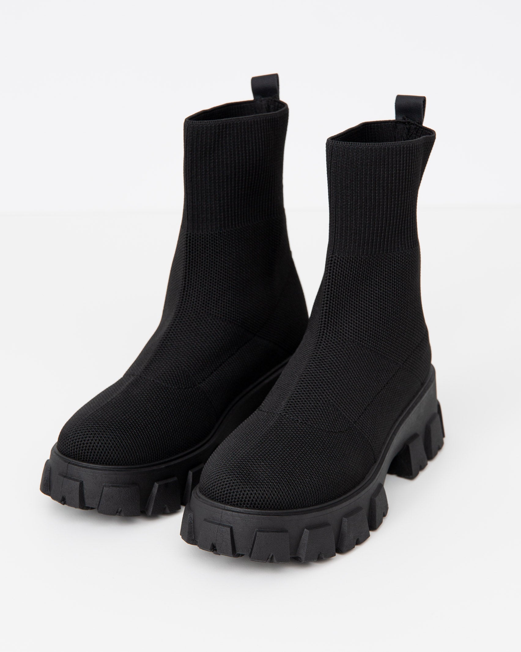 Sock Boots mit Plateausohle - Broke + Schön