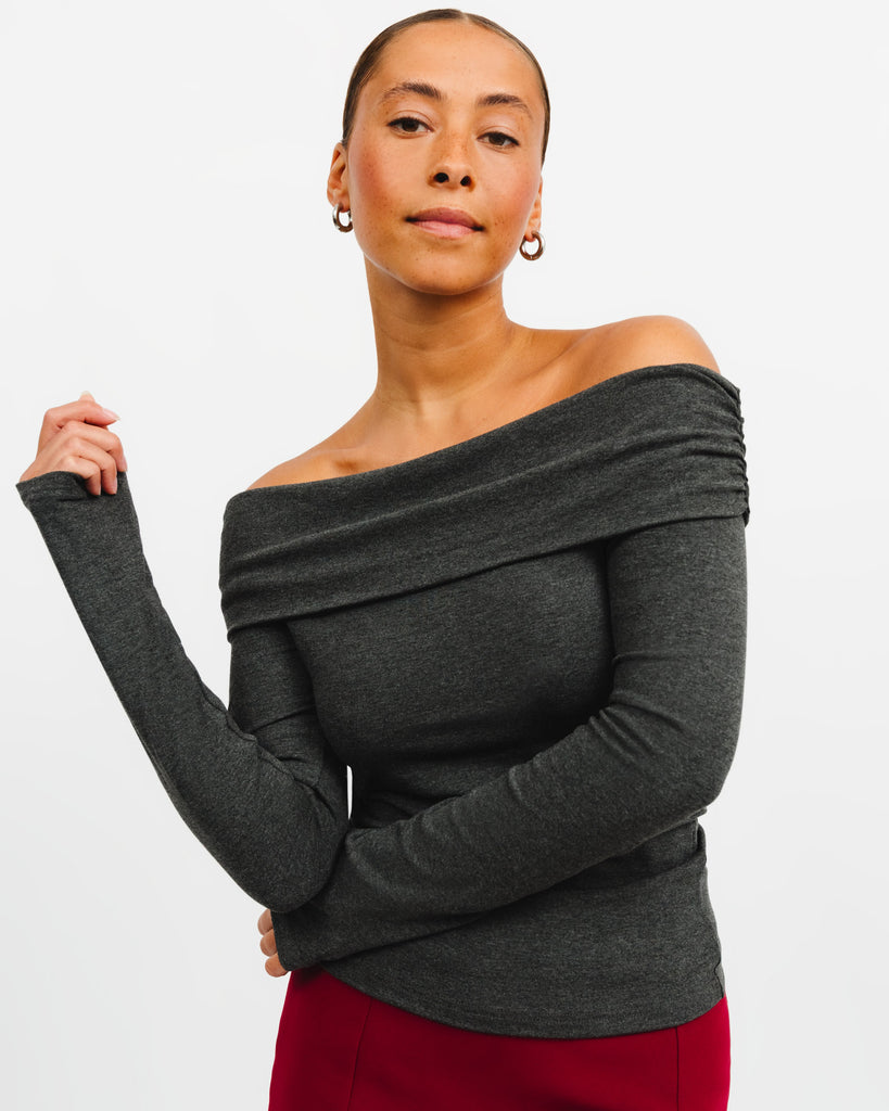 Off-Shoulder Langarmshirt - Broke + Schön