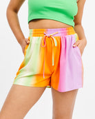 Shorts mit buntem Farbverlauf - Broke + Schön