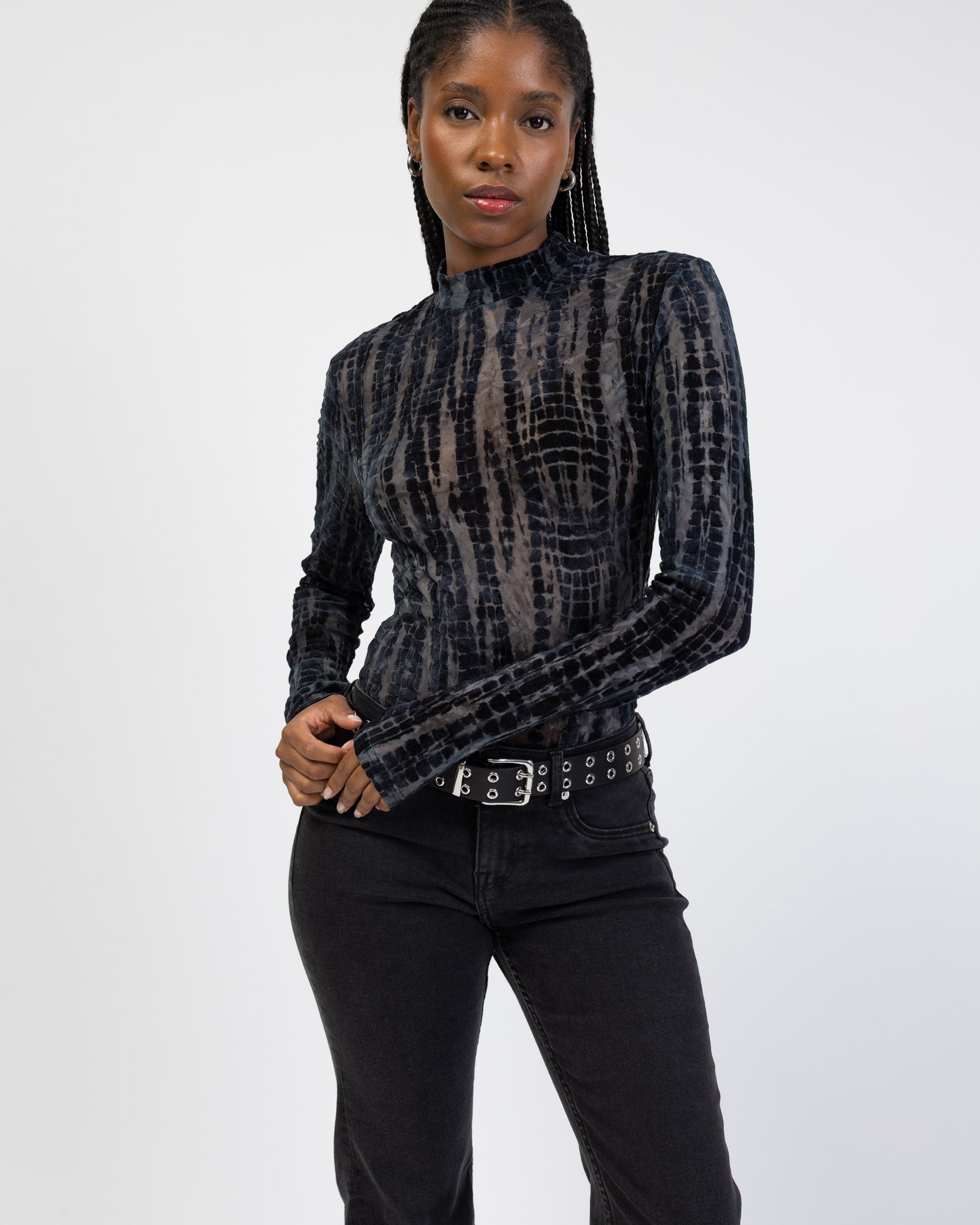 Body mit Schlangenprint aus Samt