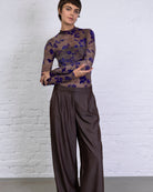 Mesh Body mit samtigem Blumenprint