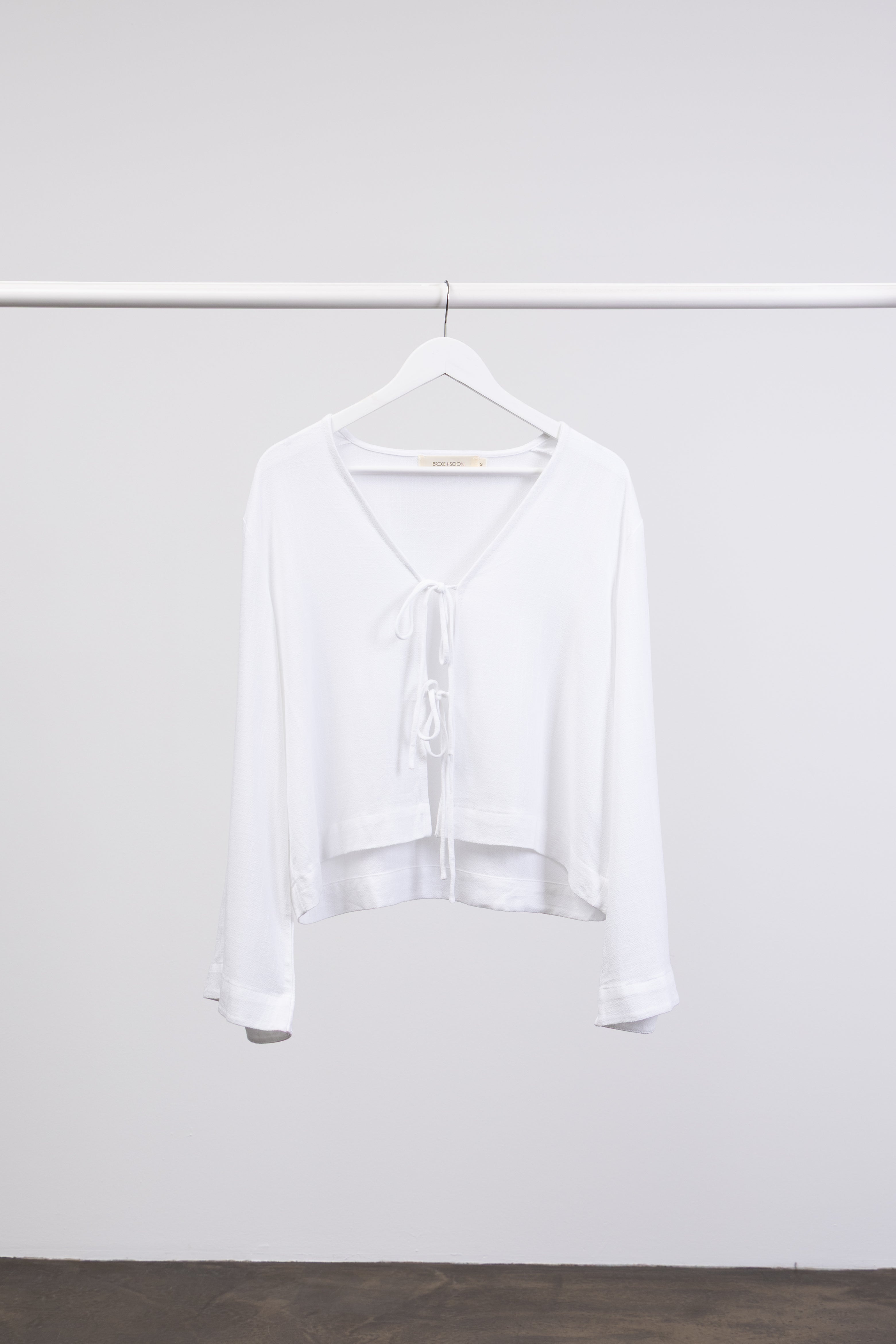 Bluse mit Bindebändern aus Leinen-Mix