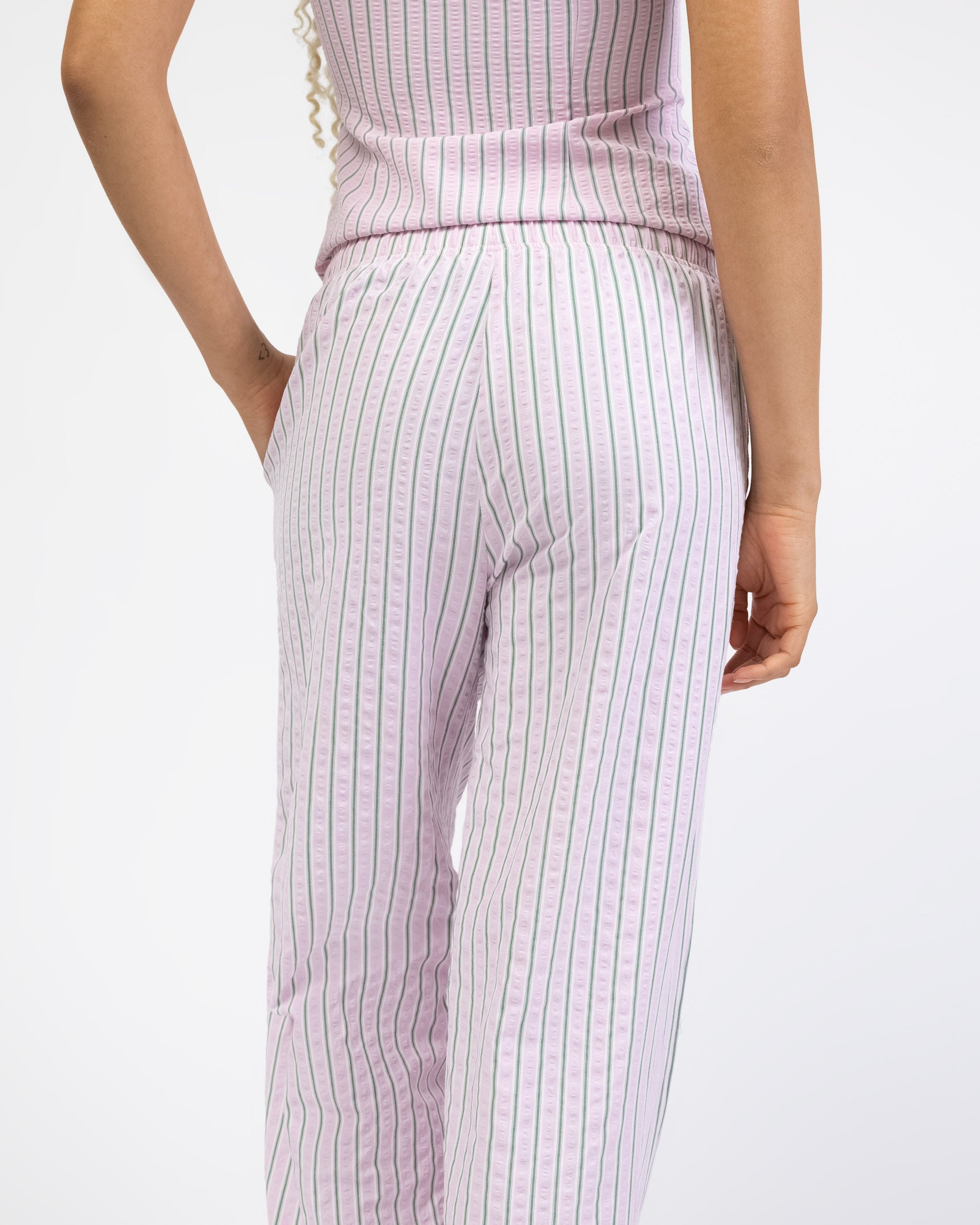 Rosa gestreifte Hose