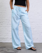 Lockere, gestreifte Stoffhose