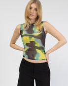 Mesh Top mit Neonprint