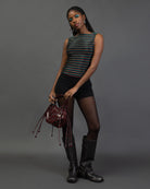 Top mit bunt glitzernden Streifen