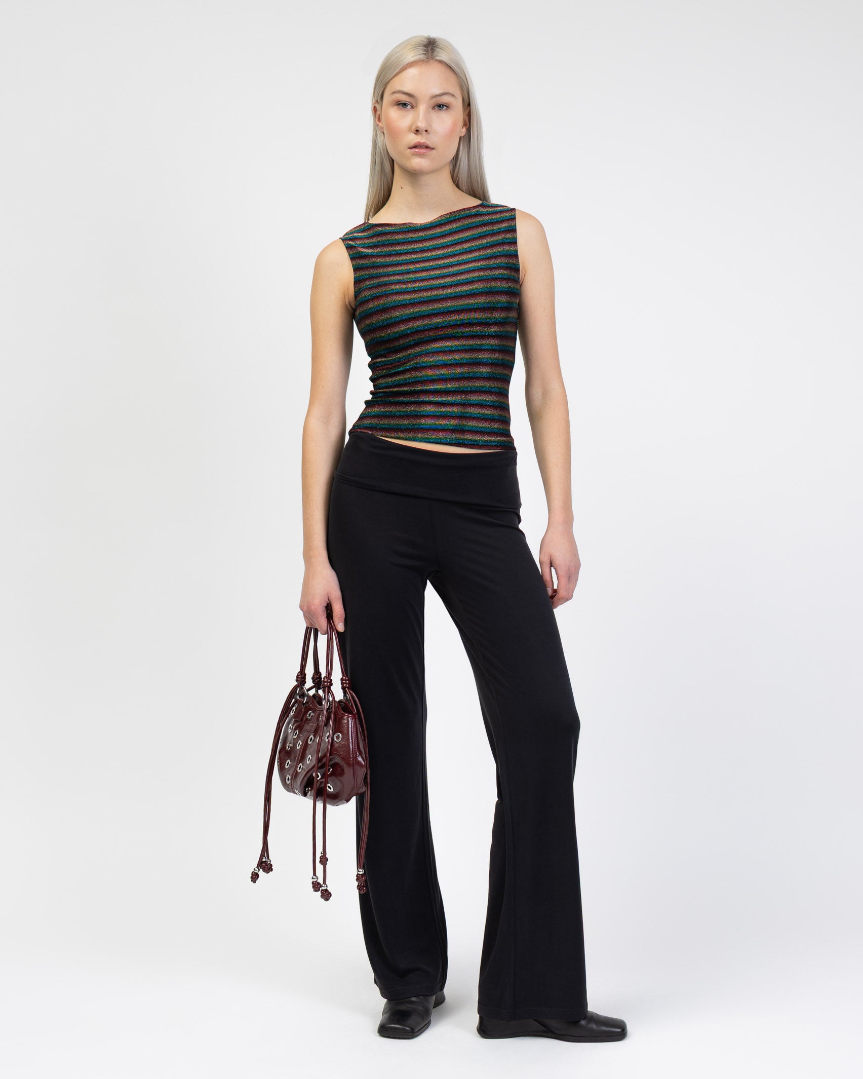 Top mit bunt glitzernden Streifen