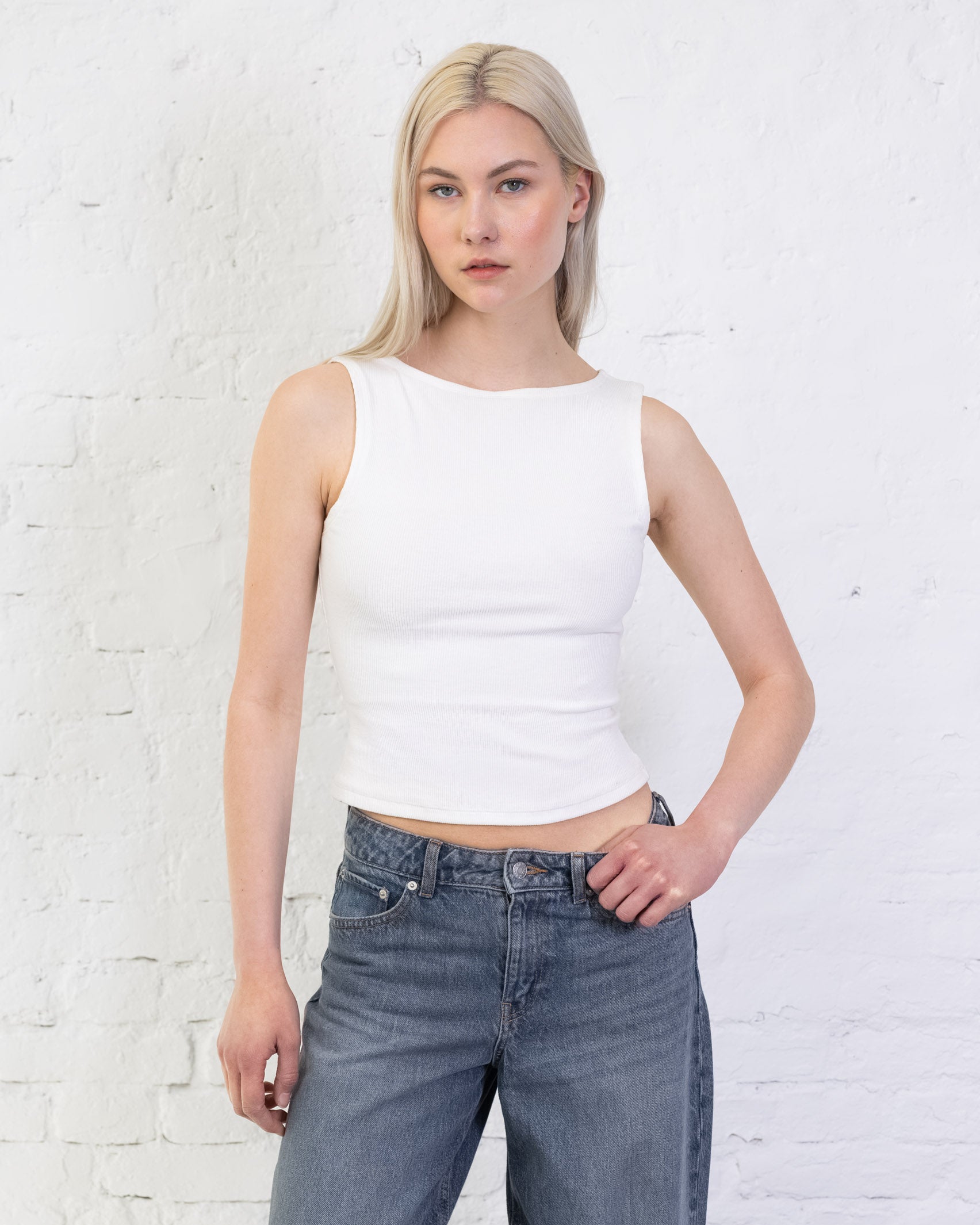 Basic Top mit U-Boot Ausschnitt