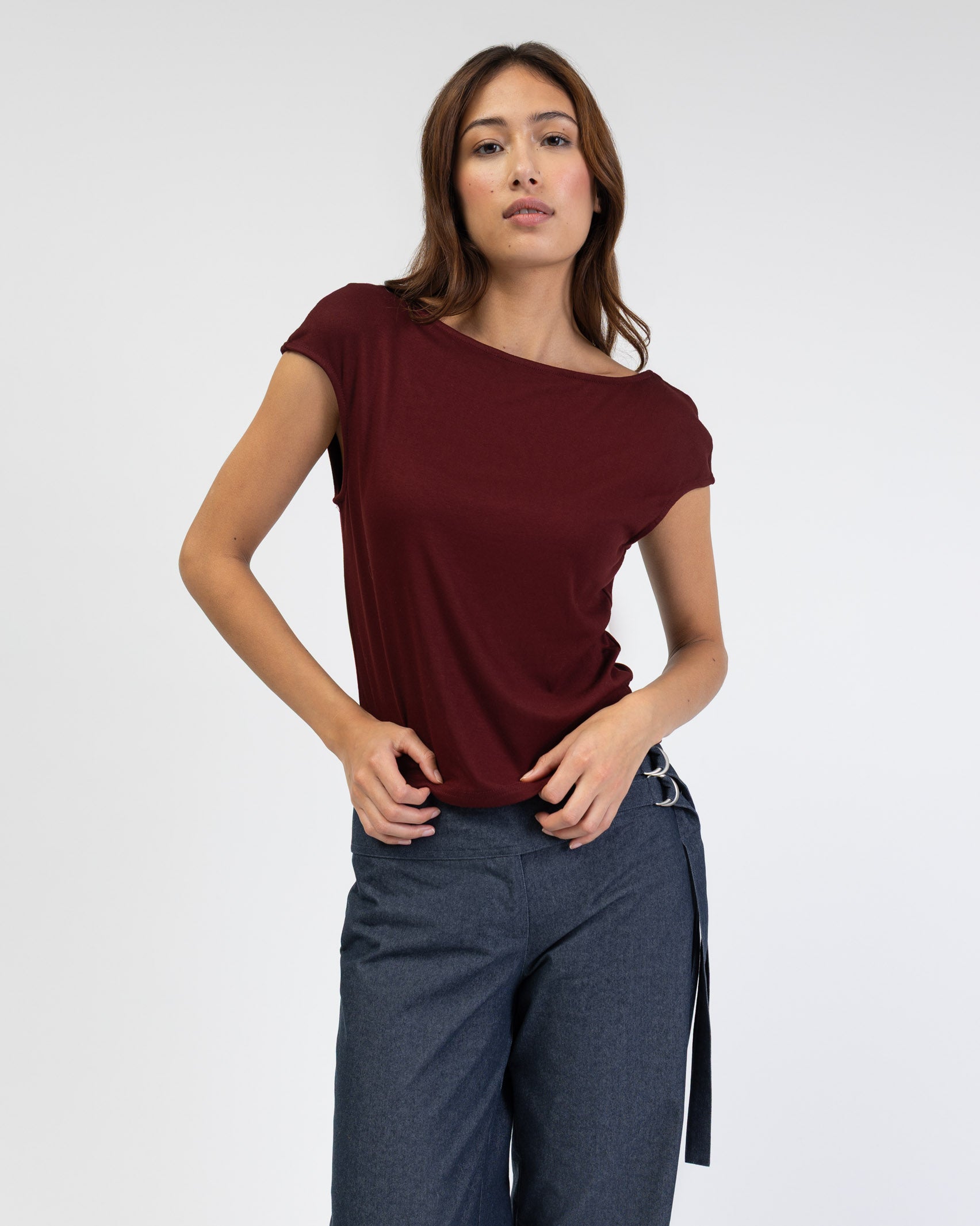 Rückenfreies T-Shirt