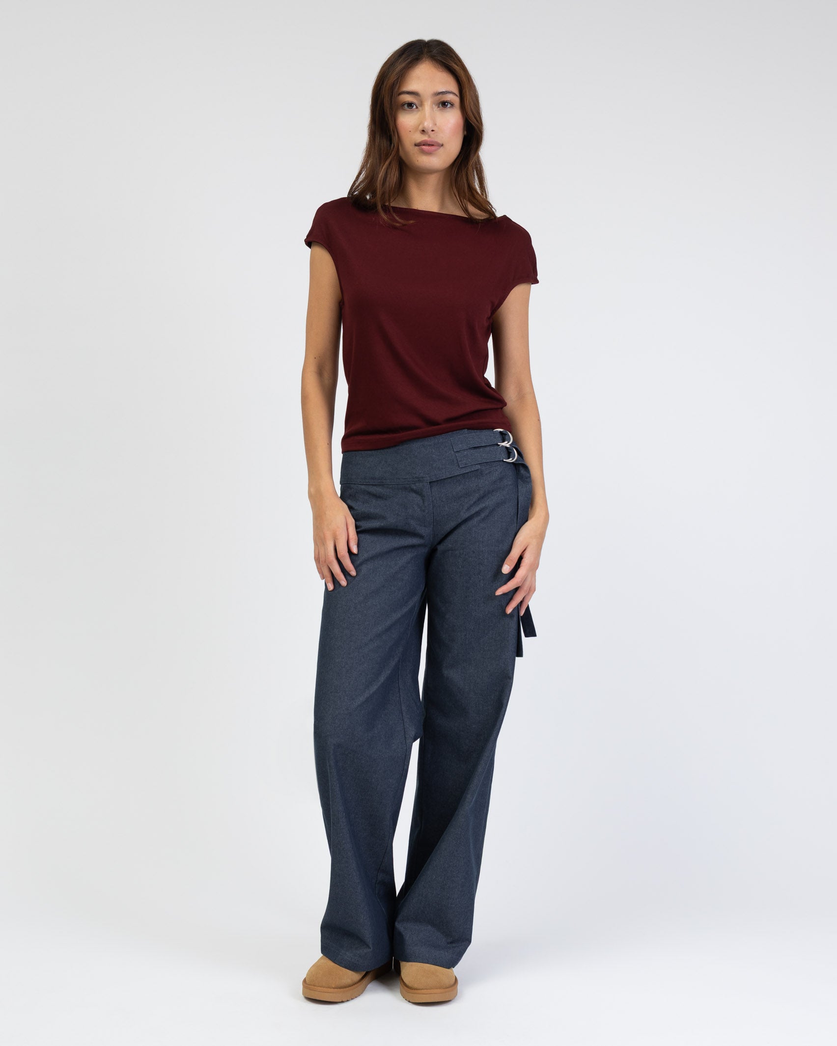 Rückenfreies T-Shirt