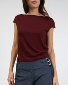 Rückenfreies T-Shirt