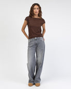 Rückenfreies T-Shirt