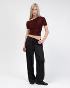 Offshoulder Shirt mit Glitzer