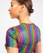 Buntes holografisches T-Shirt