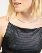 Basic Top mit holographischem Muster