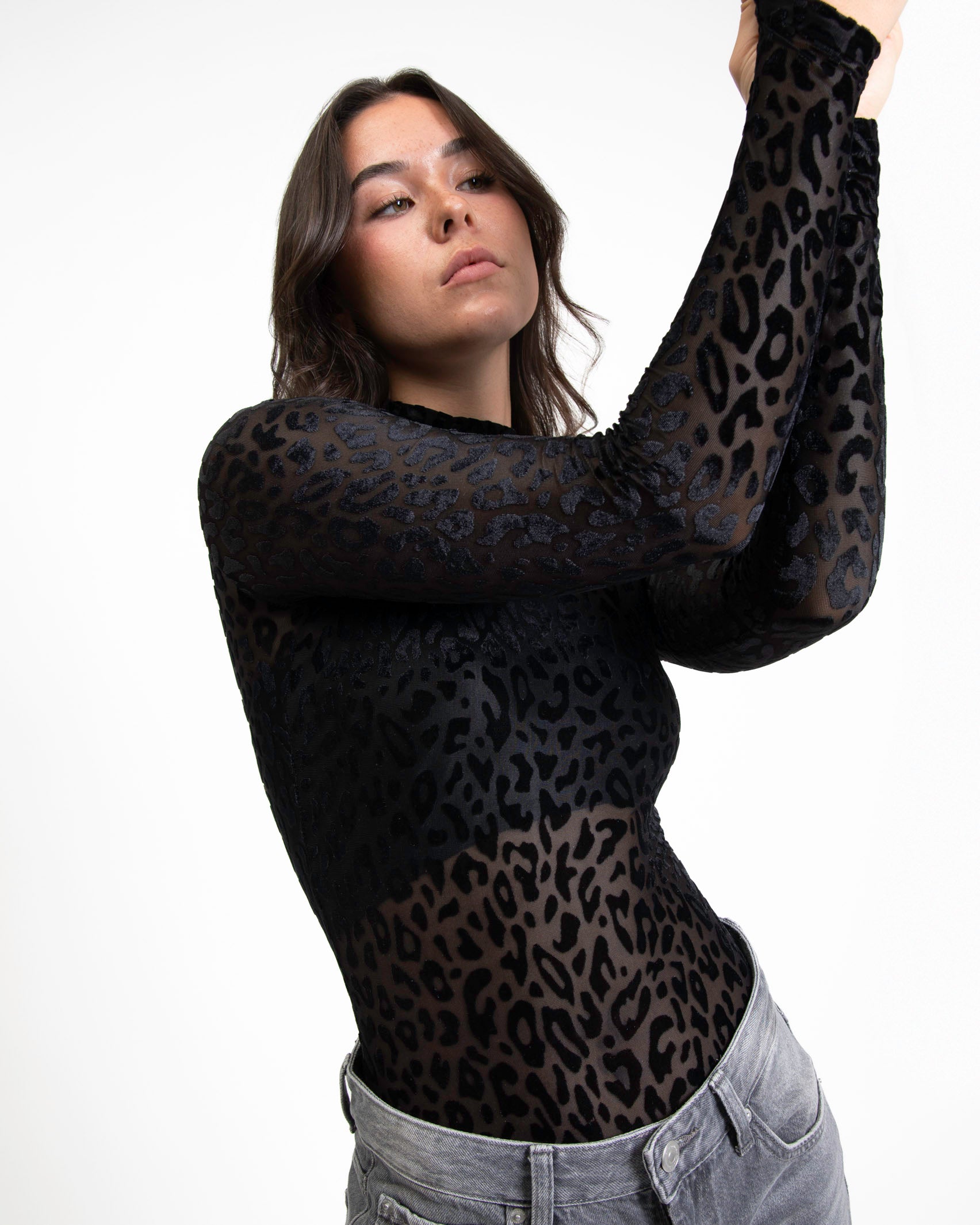 Samt Body mit Animalprint