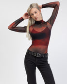 Body mit Nebel Print