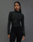 Body mit glitzerndem Marmormuster