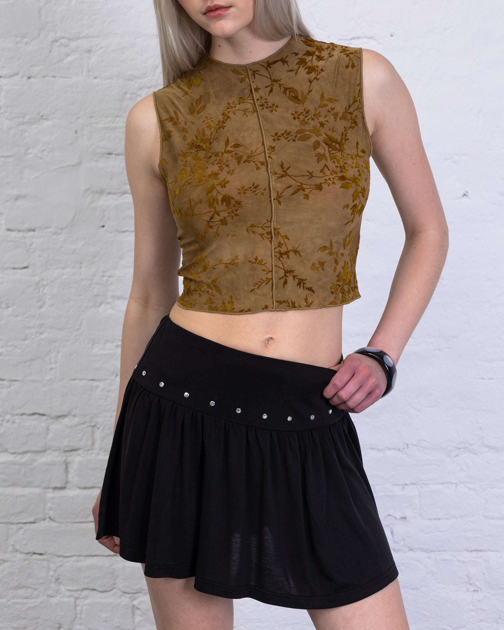 Top mit floralem Print aus Samt