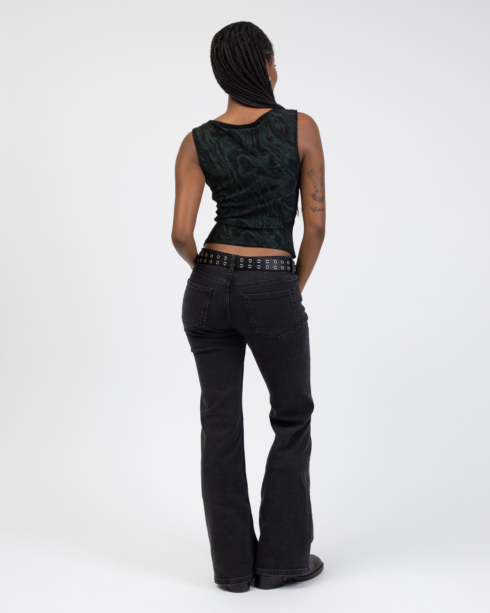 Top mit glitzerndem Marmormuster