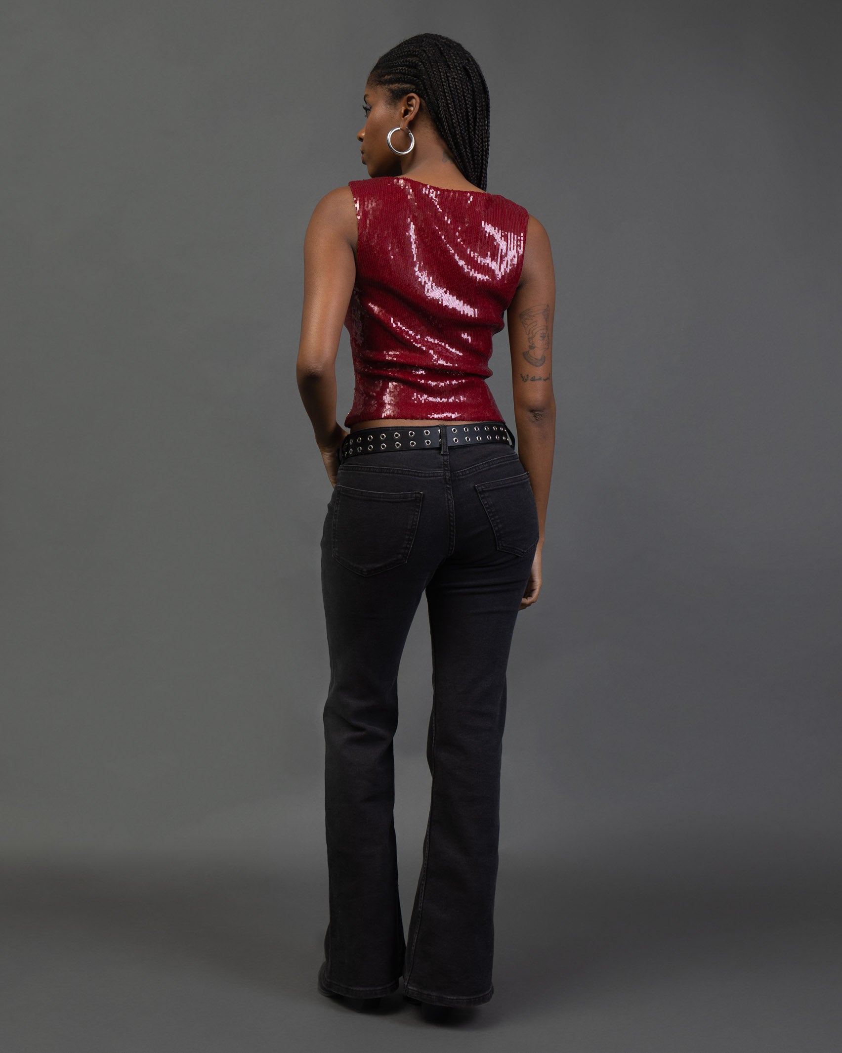 Top mit glänzenden Pailletten