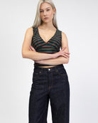 V-Neck Top mit bunt glitzernden Streifen