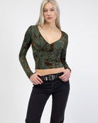 V-Neck Longshirt mit Blumenprint aus Samt