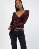 V-Neck Longshirt mit Blumenprint aus Samt