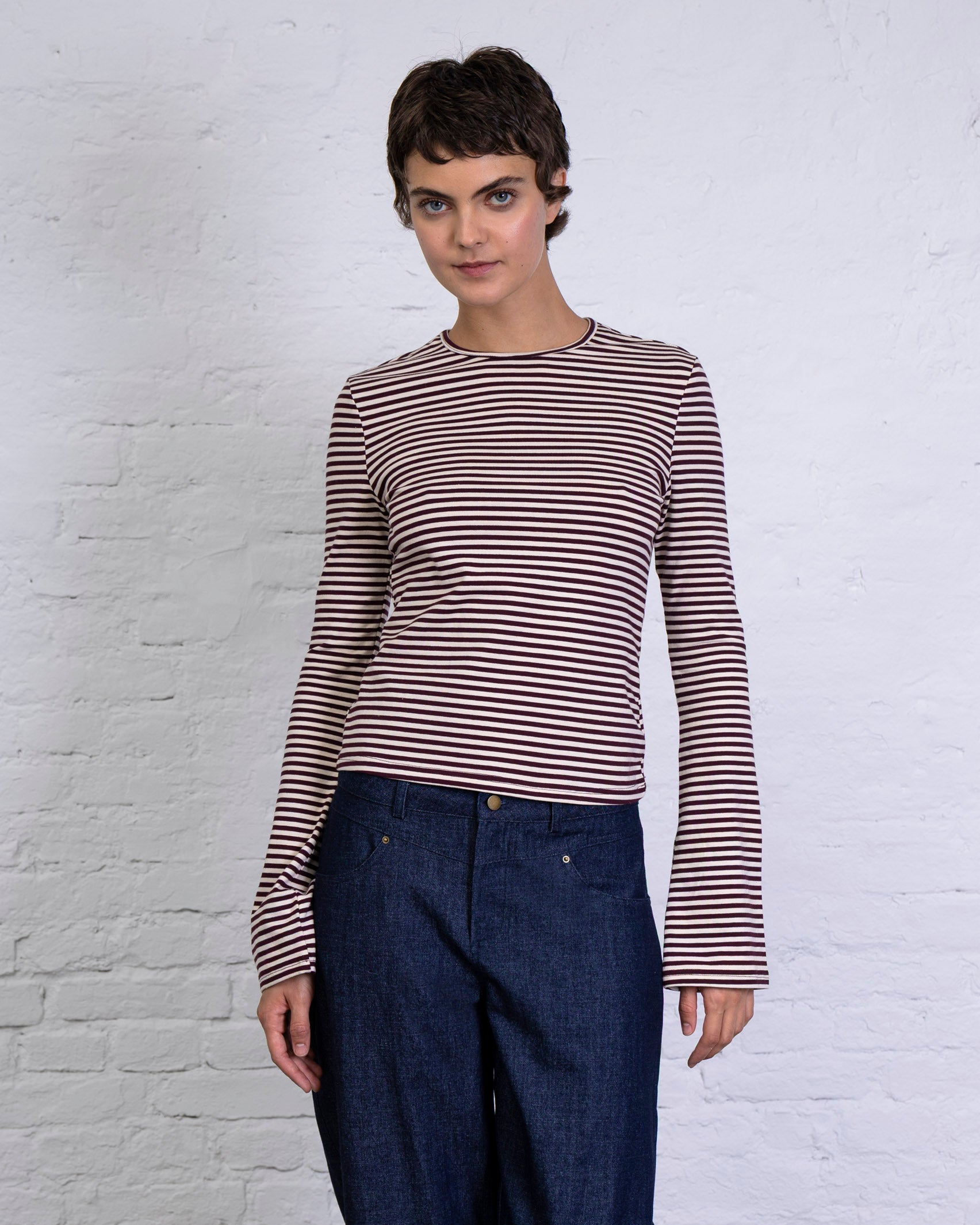 Gestreiftes Longshirt mit Trompetenärmeln