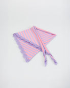 Gestreiftes Tuch mit Spitze