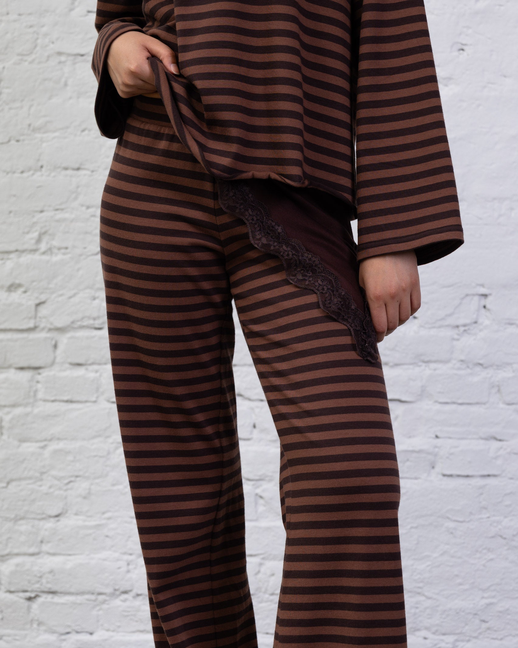 Sweatstoff Hose mit Streifen